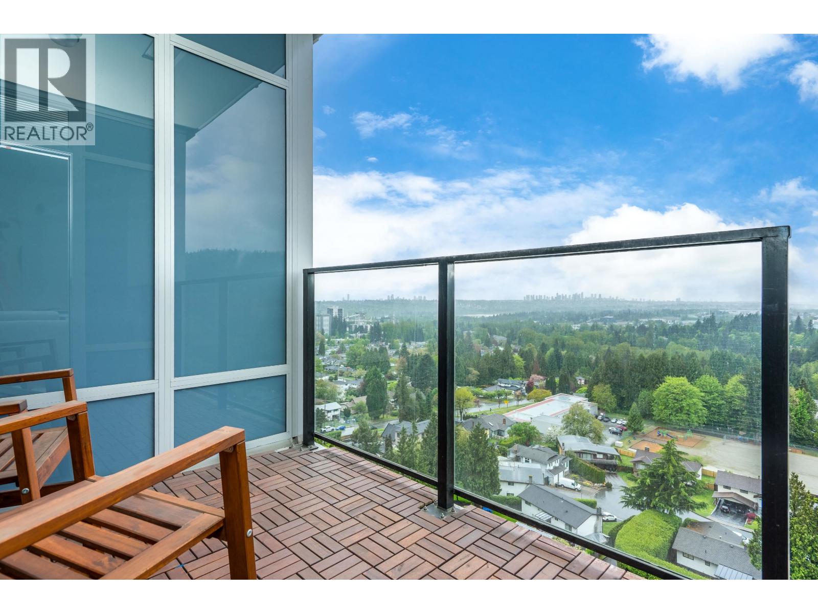 1303 691 North Road, Coquitlam, British Columbia  V3J 0H9 - Photo 3 - R3058927