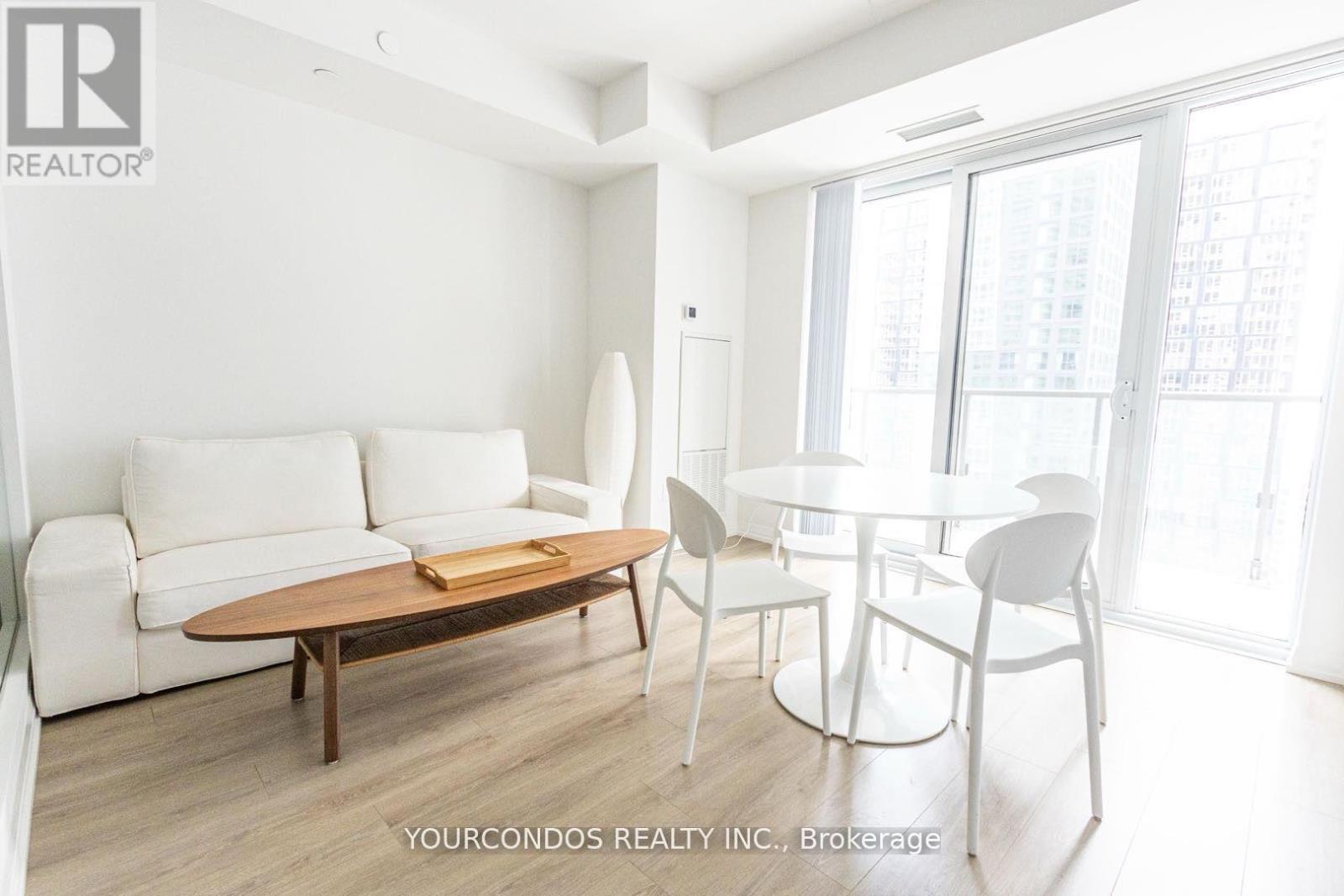 2911 - 8 Widmer Street, Toronto, Ontario  M5V 0W6 - Photo 2 - C12464476