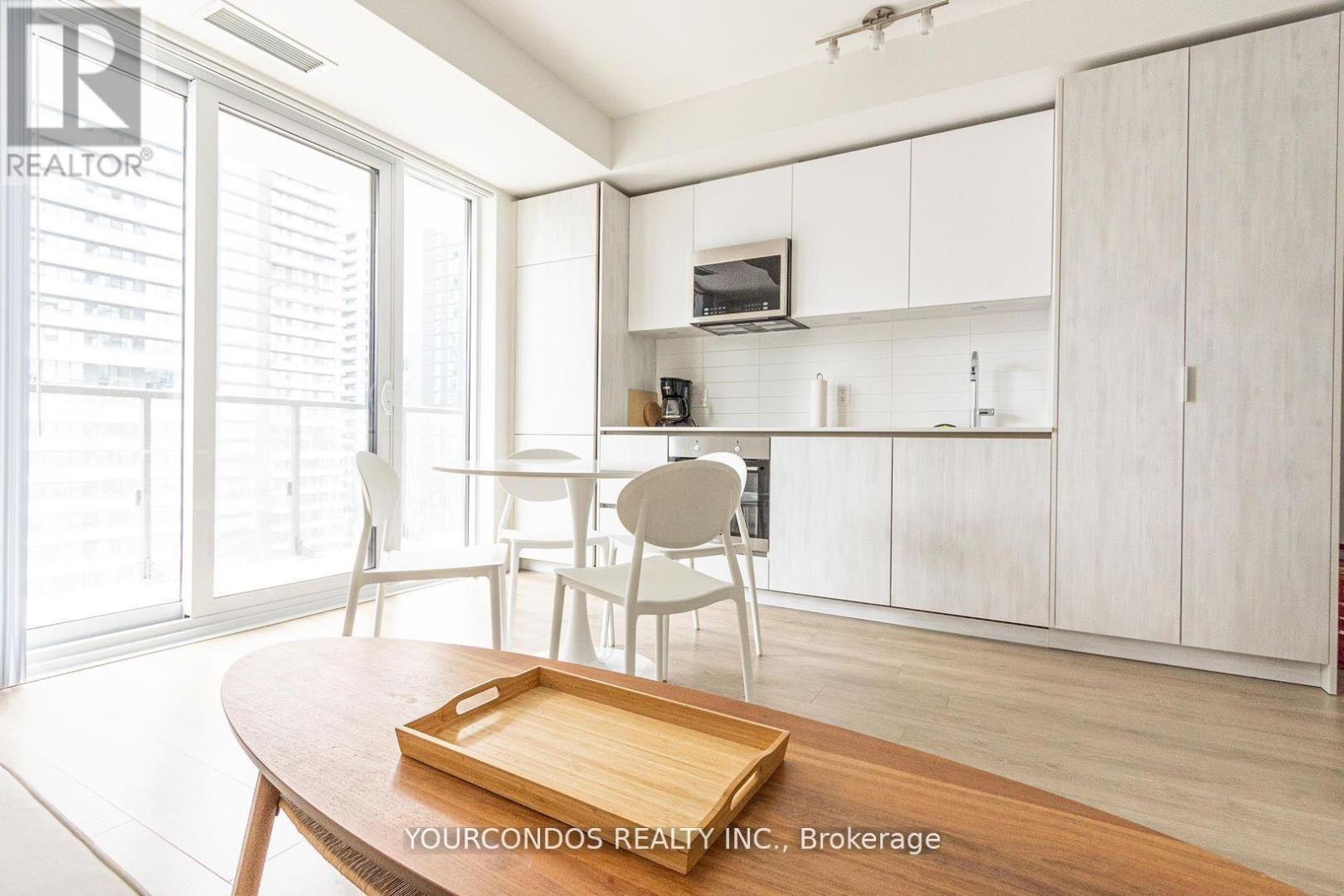 2911 - 8 Widmer Street, Toronto, Ontario  M5V 0W6 - Photo 5 - C12464476