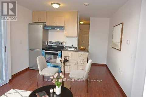 4 - 15 Maplewood Avenue, Toronto, Ontario  M6C 4B4 - Photo 7 - C12464480