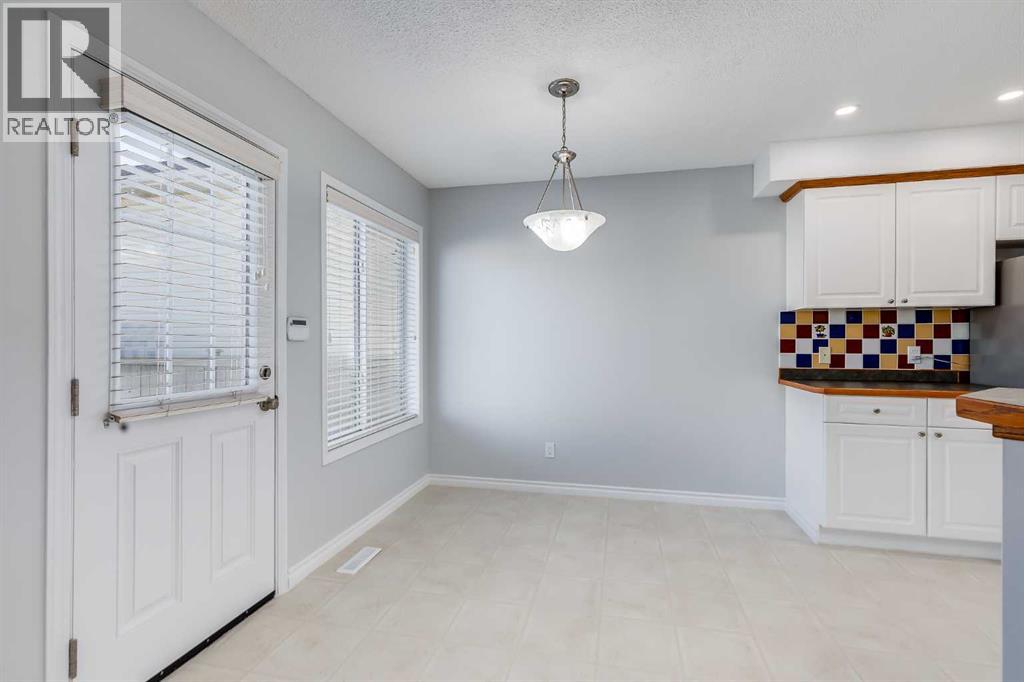 97 Mt Aberdeen Circle Se, Calgary, Alberta  T2Z 3H4 - Photo 8 - A2262708