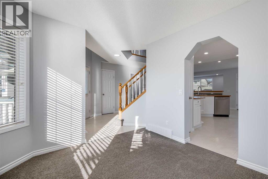97 Mt Aberdeen Circle Se, Calgary, Alberta  T2Z 3H4 - Photo 3 - A2262708