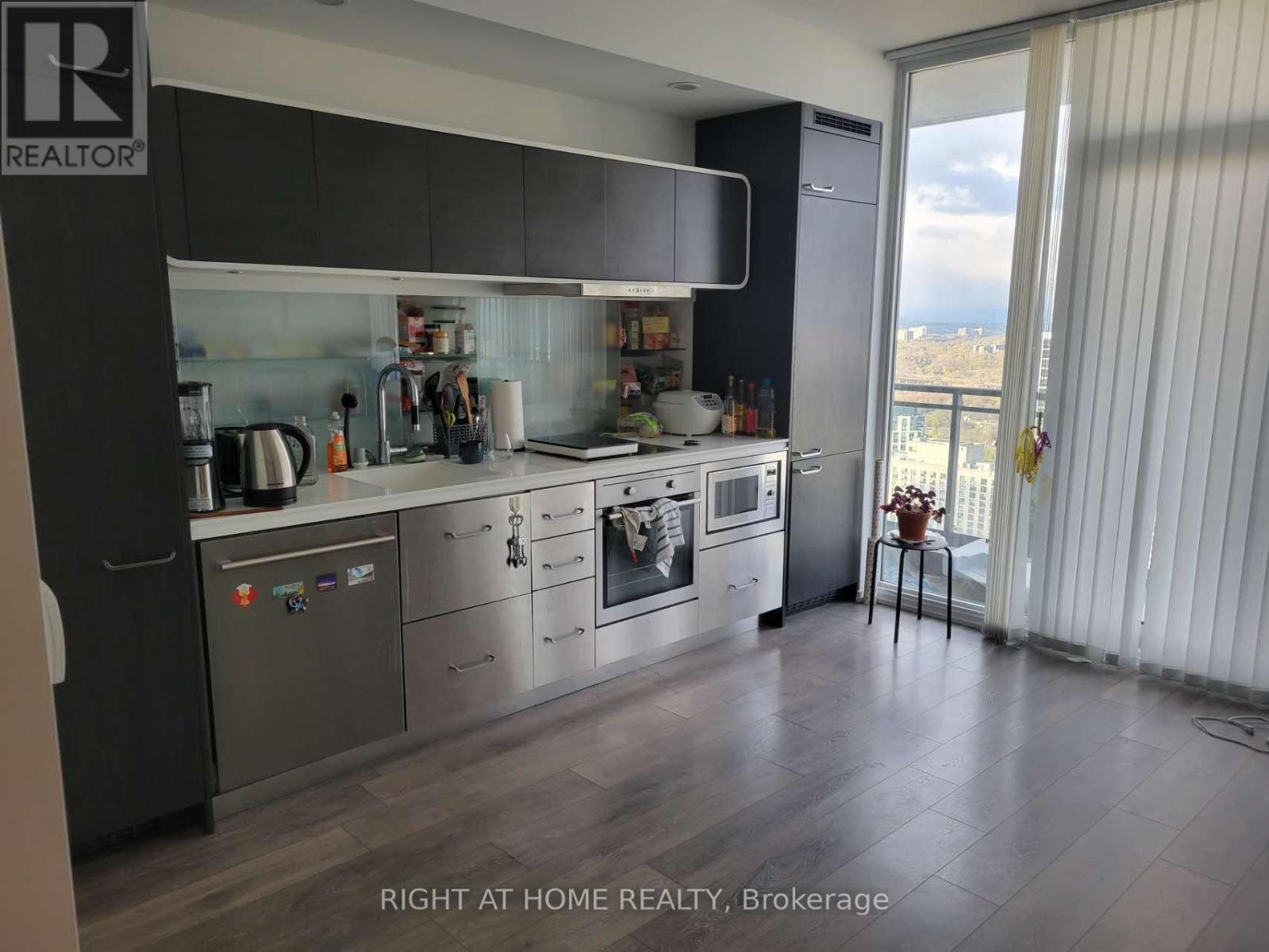 5011 - 45 Charles Street E, Toronto, Ontario  M4Y 0B8 - Photo 6 - C12464493