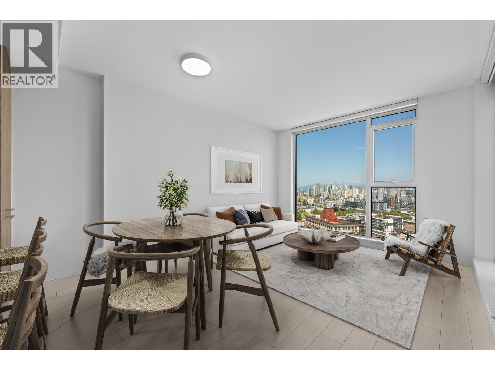 1812 285 E 10TH AVENUE, Vancouver, British Columbia