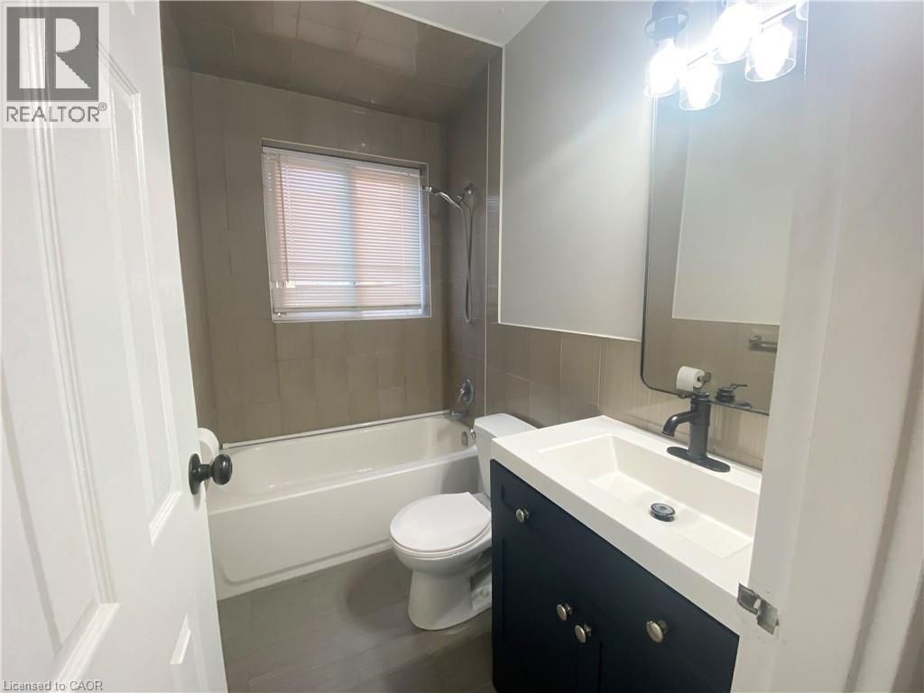 163 Chandler Drive Unit# 12, Kitchener, Ontario  N2E 1H1 - Photo 26 - 40779431