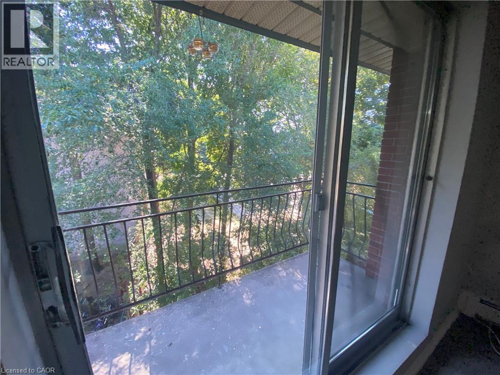 163 Chandler Drive Unit# 15, Kitchener, Ontario  N2E 1H1 - Photo 11 - 40779316