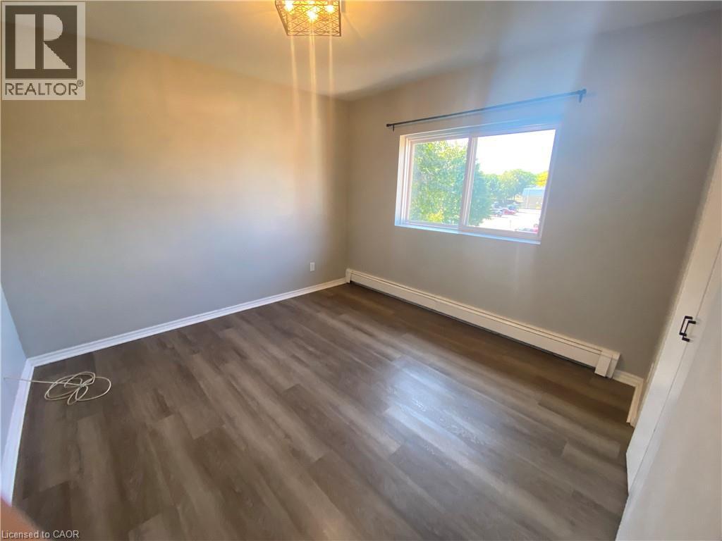 163 Chandler Drive Unit# 15, Kitchener, Ontario  N2E 1H1 - Photo 12 - 40779316