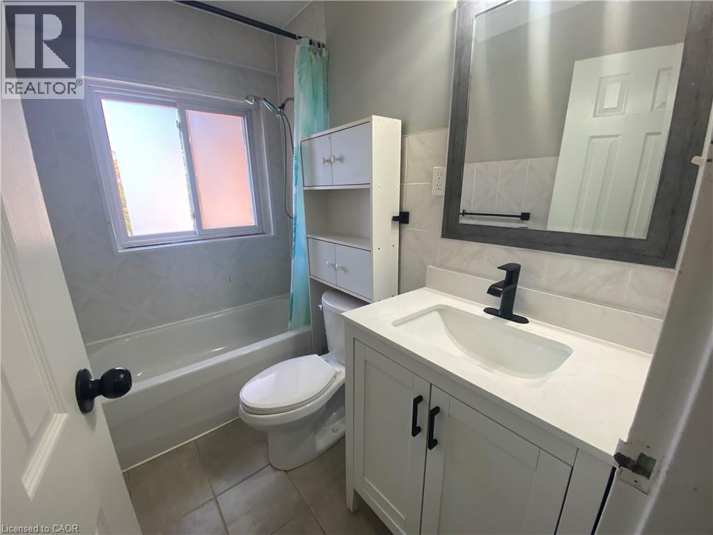 163 Chandler Drive Unit# 15, Kitchener, Ontario  N2E 1H1 - Photo 15 - 40779316