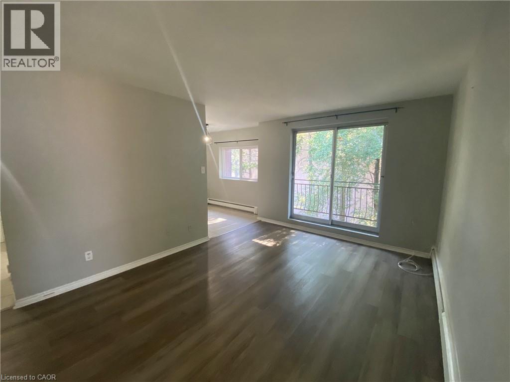 163 Chandler Drive Unit# 15, Kitchener, Ontario  N2E 1H1 - Photo 8 - 40779316