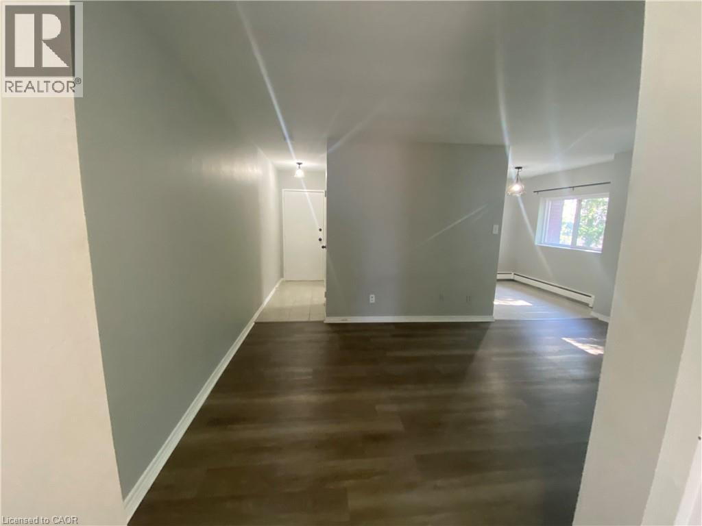 163 Chandler Drive Unit# 15, Kitchener, Ontario  N2E 1H1 - Photo 9 - 40779316