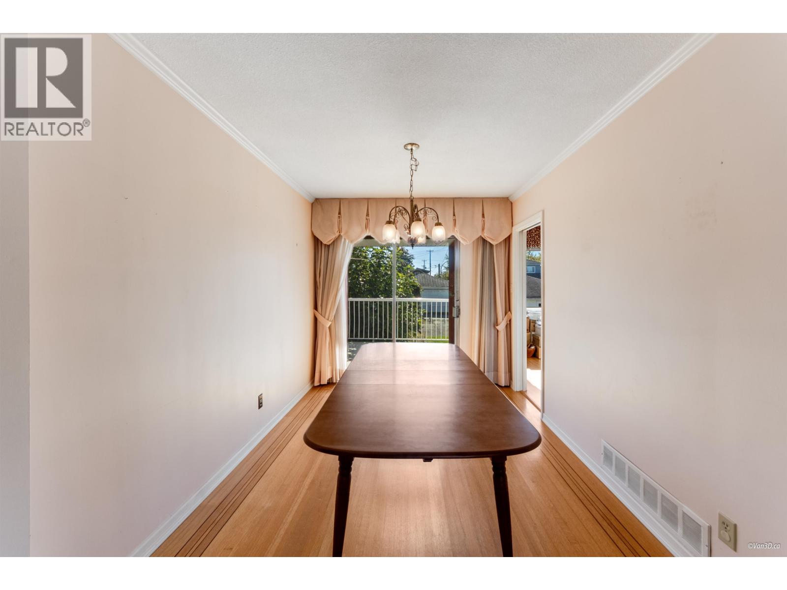 2716 E 49th Avenue, Vancouver, British Columbia  V5S 1K1 - Photo 9 - R3058201