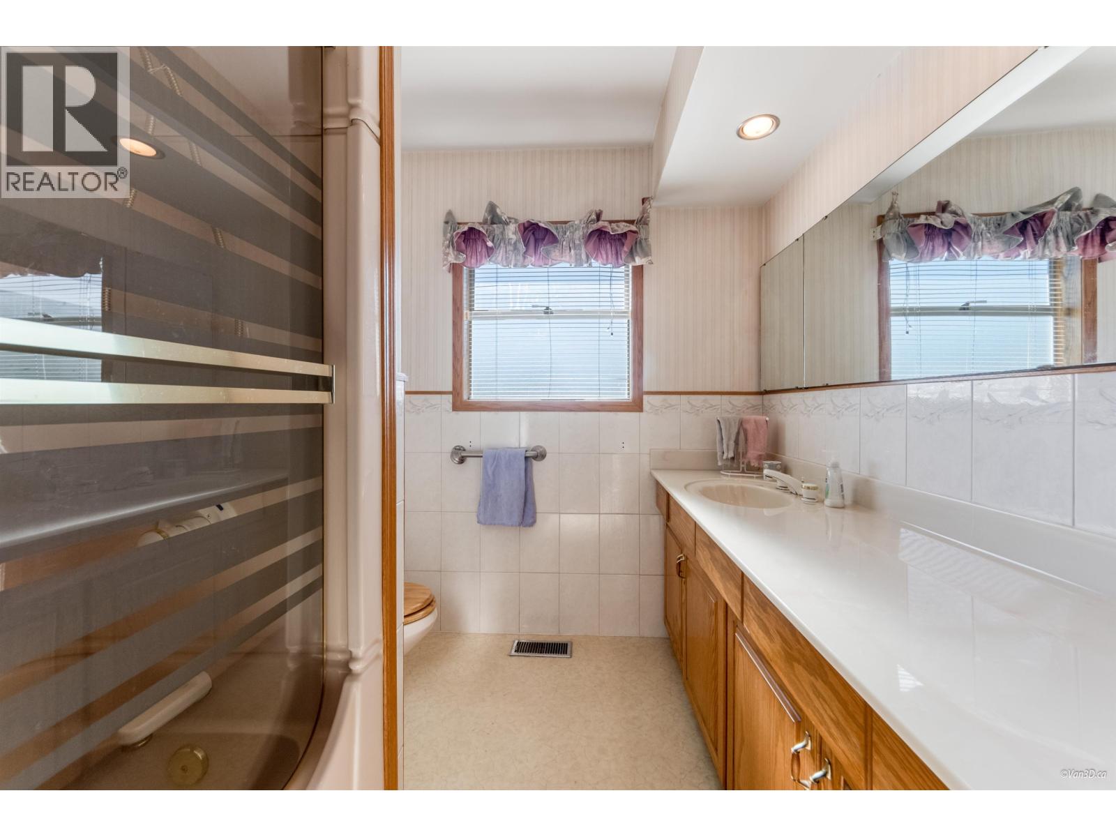 2716 E 49th Avenue, Vancouver, British Columbia  V5S 1K1 - Photo 15 - R3058201