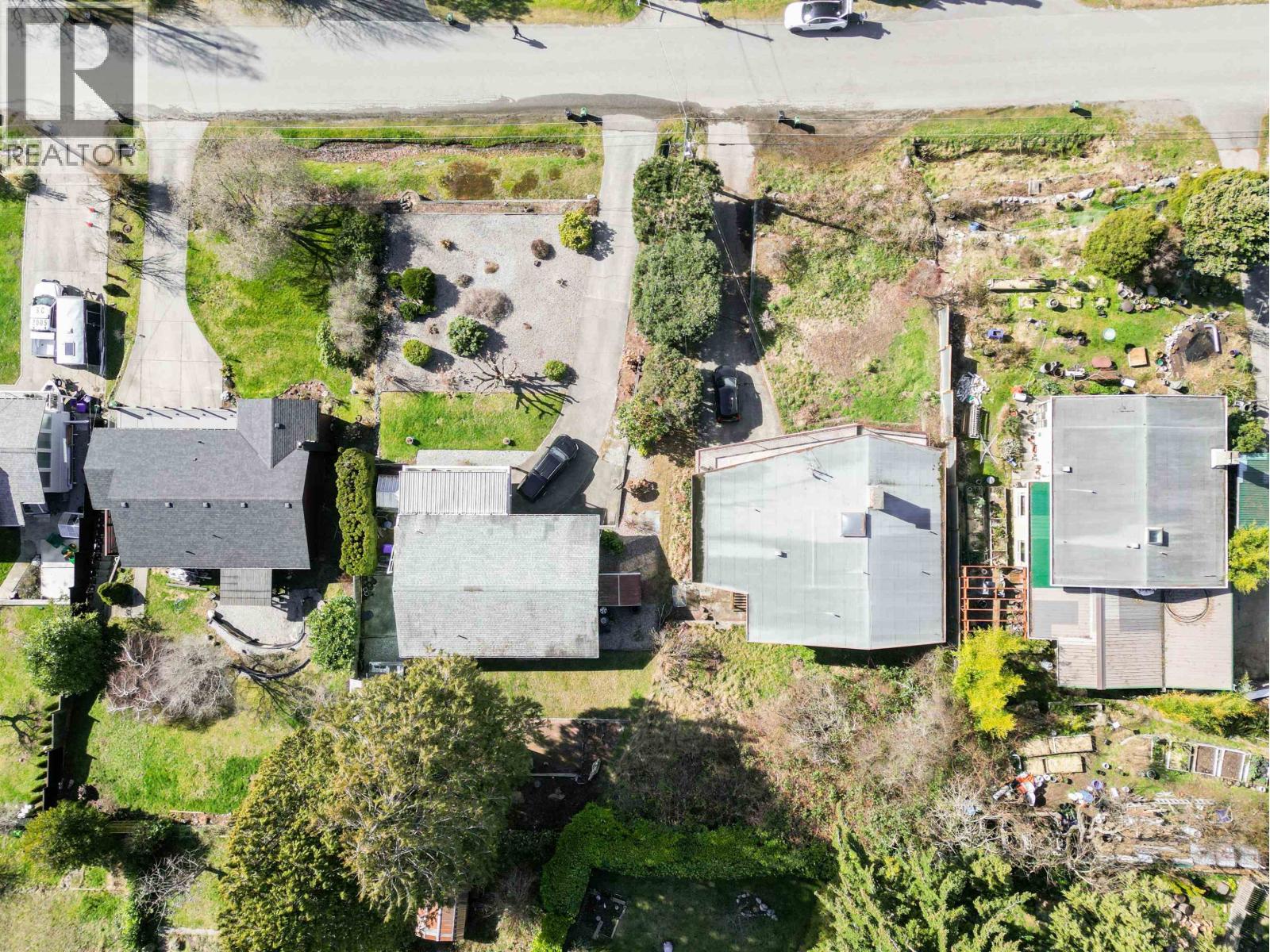 4934 Geer Road, Sechelt, British Columbia  V0N 3A2 - Photo 27 - R3039164