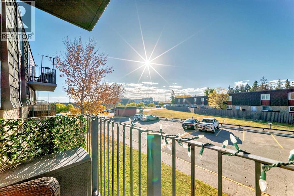 10d, 80 Galbraith Drive Sw, Calgary, Alberta  T3E 3H2 - Photo 27 - A2263292