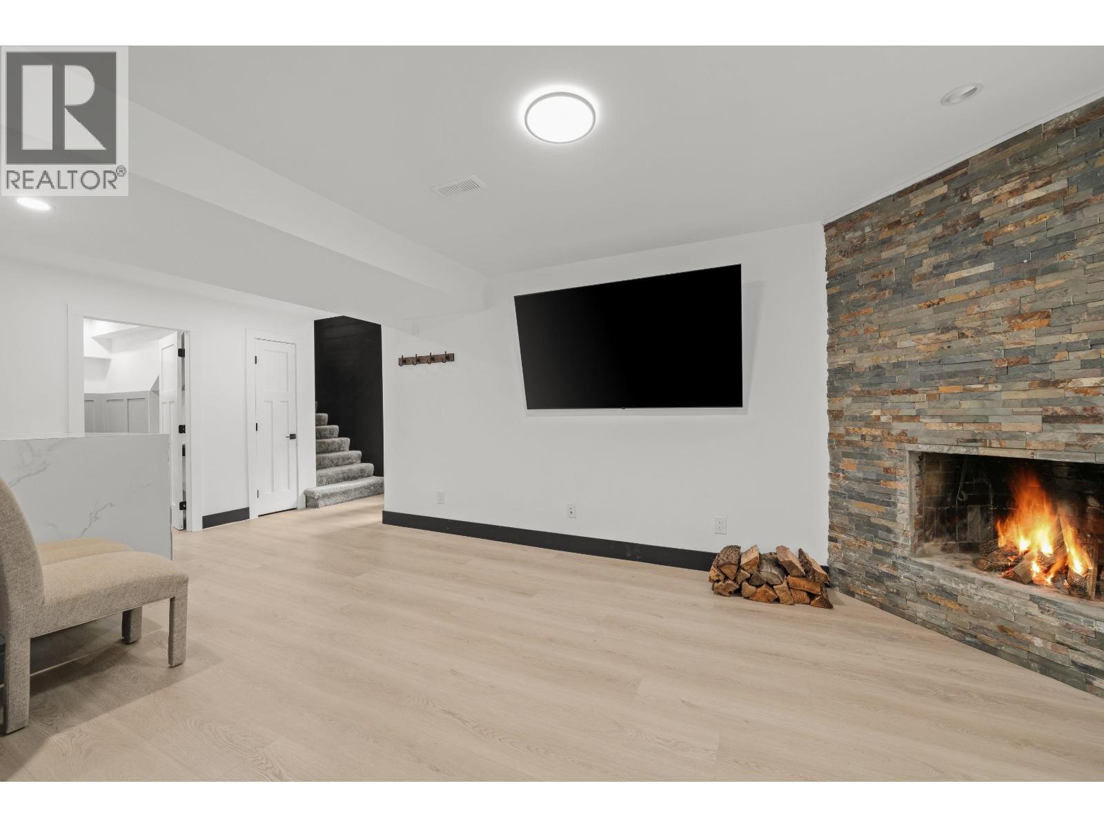 1430 Draycott Road, North Vancouver, British Columbia  V7J 1W2 - Photo 17 - R3058780