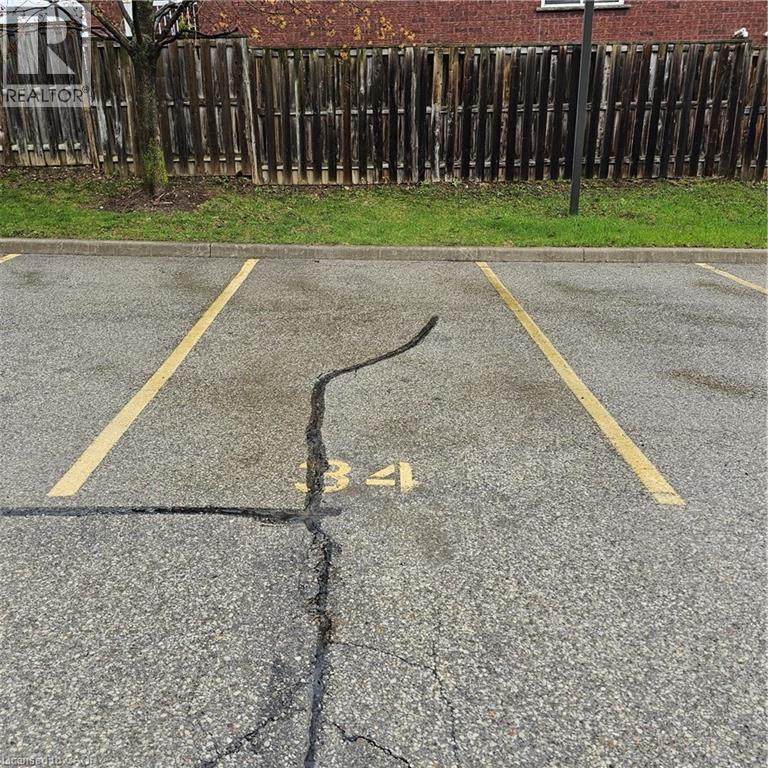 345 Briarmeadow Drive Unit# 101, Kitchener, Ontario  N2A 4J6 - Photo 37 - 40779225
