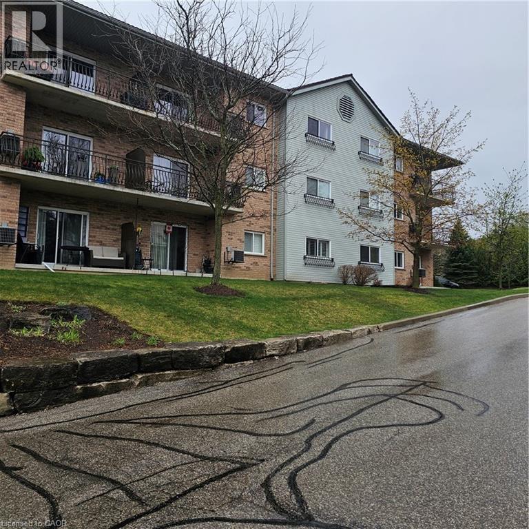 345 Briarmeadow Drive Unit# 101, Kitchener, Ontario  N2A 4J6 - Photo 4 - 40779225