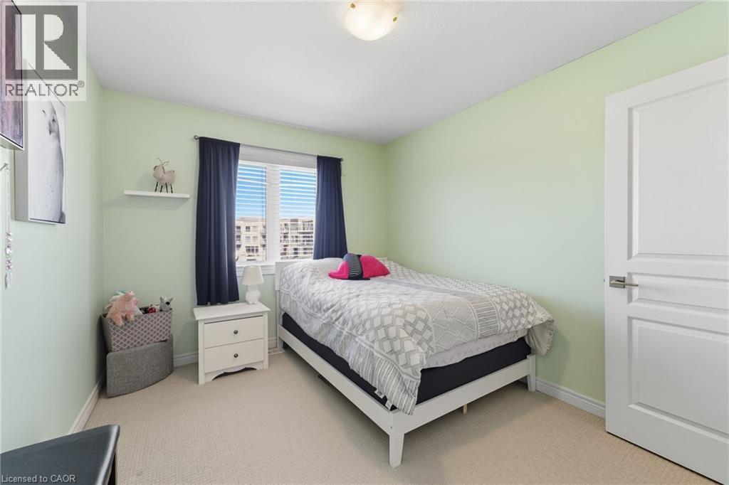 8 Elmbank Trail, Kitchener, Ontario  N2R 0B3 - Photo 13 - 40779511