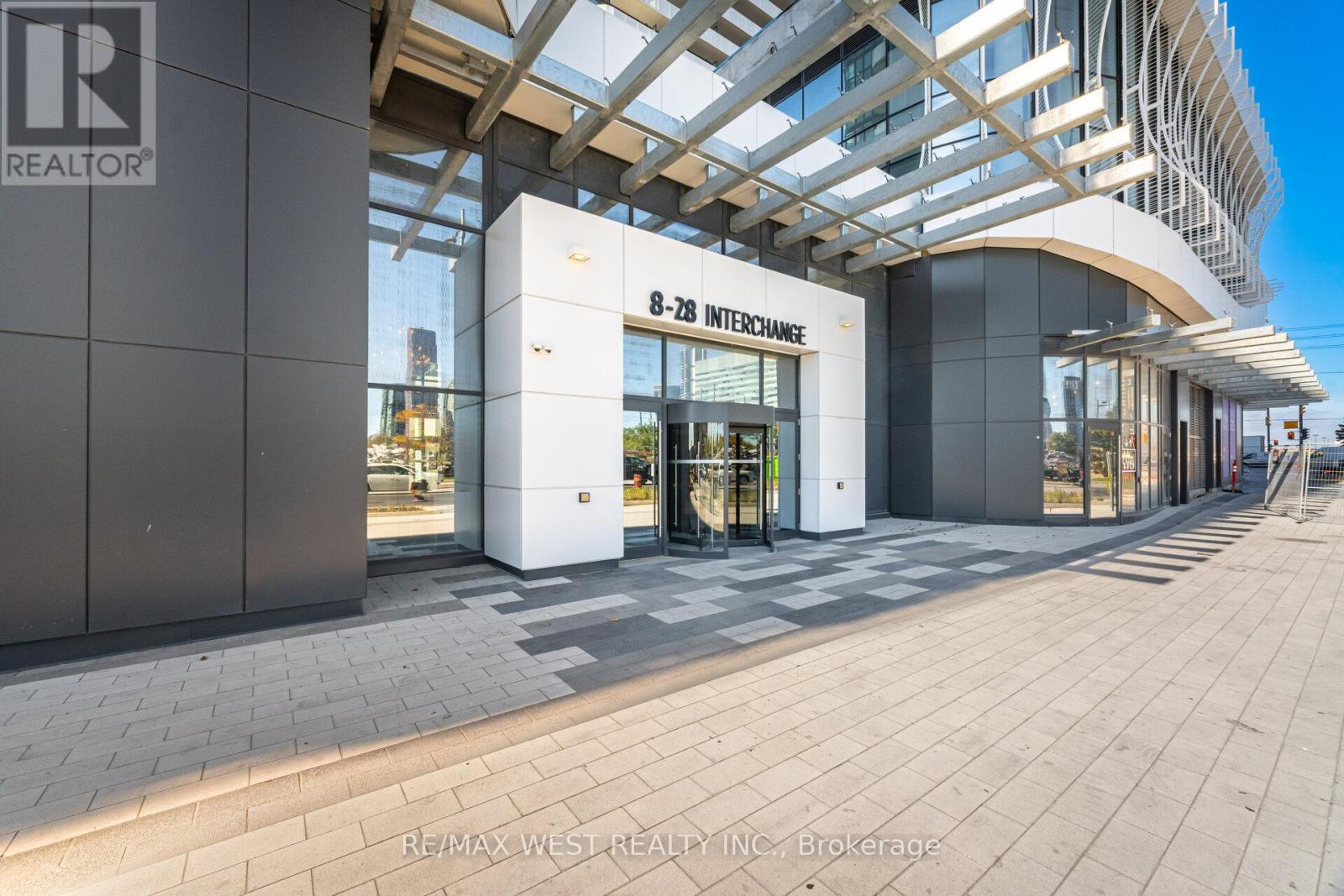 106 - 28 Interchange Way, Vaughan, Ontario  L4K 0P8 - Photo 2 - N12464453