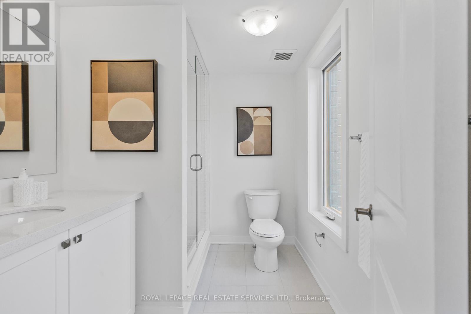 16 Jessica Antonella Street, Markham, Ontario  L6C 3M6 - Photo 6 - N12464472