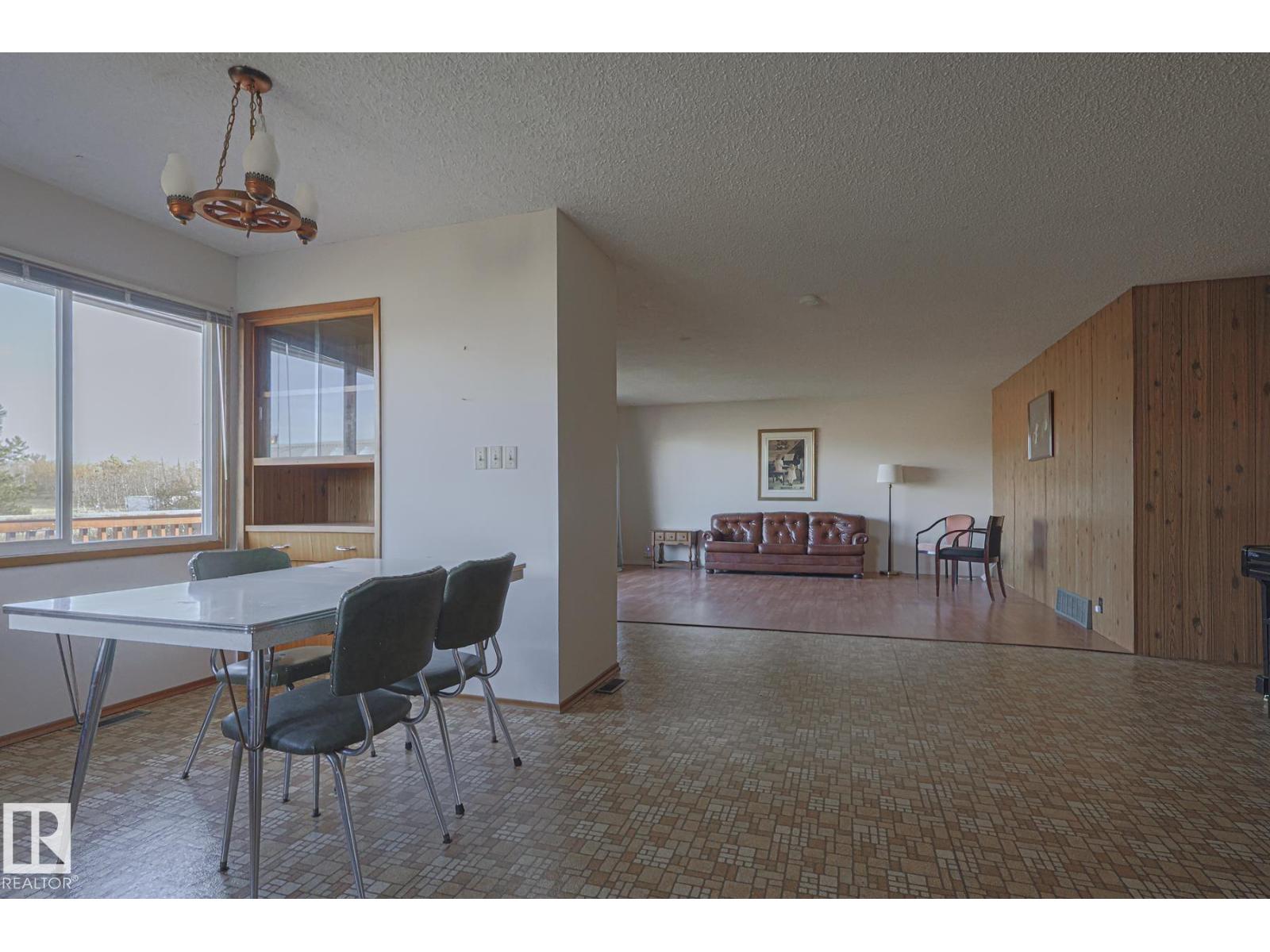 51249 Rge Road 232, Rural Strathcona County, Alberta  T8B 1K8 - Photo 14 - E4462233