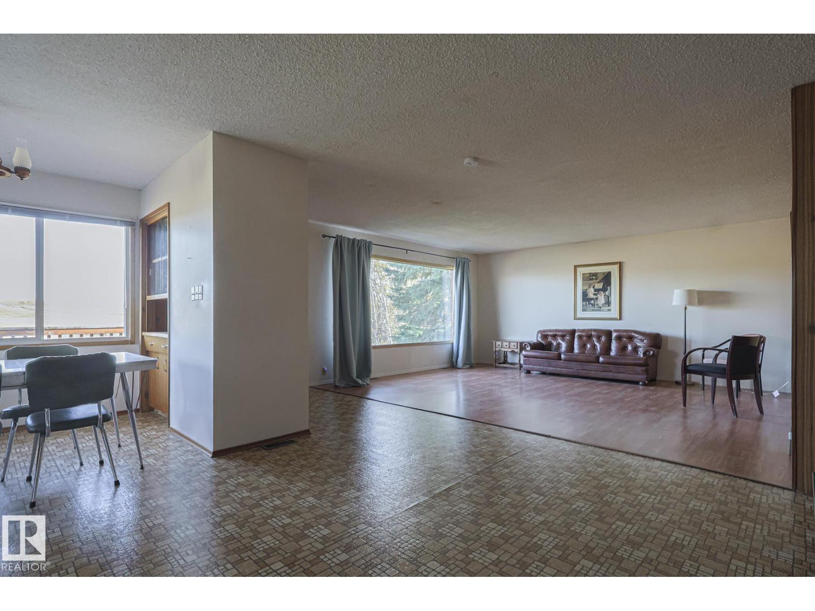 51249 Rge Road 232, Rural Strathcona County, Alberta  T8B 1K8 - Photo 4 - E4462233
