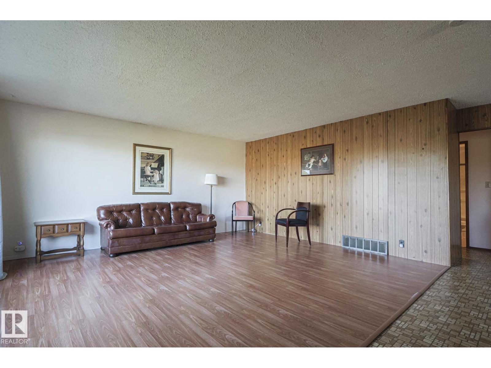 51249 Rge Road 232, Rural Strathcona County, Alberta  T8B 1K8 - Photo 5 - E4462233