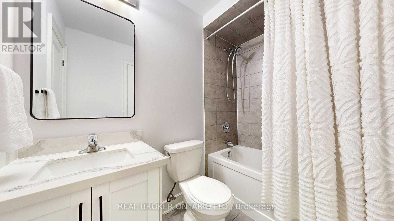 2 Alan Williams Trail, Uxbridge, Ontario  L9P 0R5 - Photo 16 - N12464495