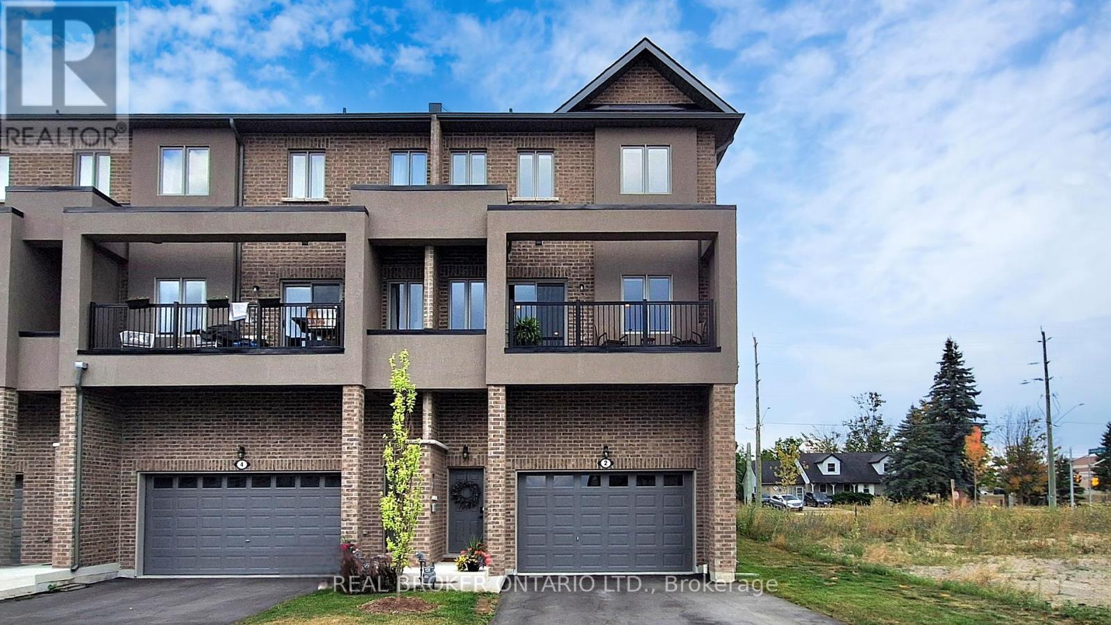 2 Alan Williams Trail, Uxbridge, Ontario  L9P 0R5 - Photo 2 - N12464495