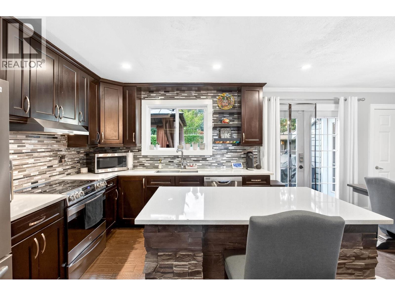 3841 St. Thomas Street, Port Coquitlam, British Columbia  V3B 2Z2 - Photo 15 - R3057797
