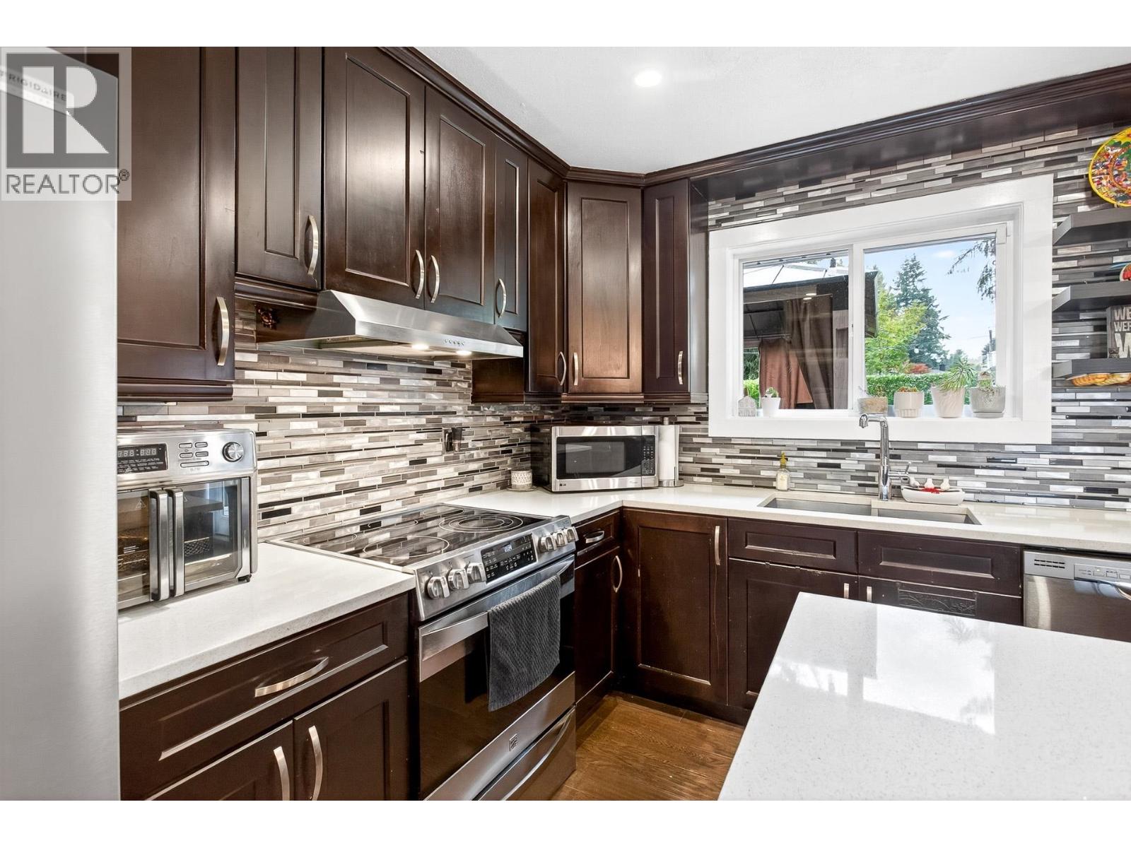 3841 St. Thomas Street, Port Coquitlam, British Columbia  V3B 2Z2 - Photo 16 - R3057797