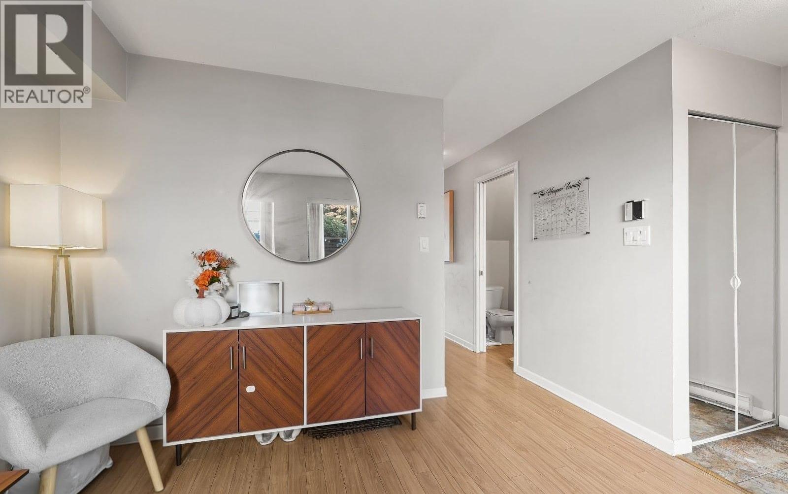 10 1383 Brunette Avenue, Coquitlam, British Columbia  V3K 1G6 - Photo 13 - R3056100