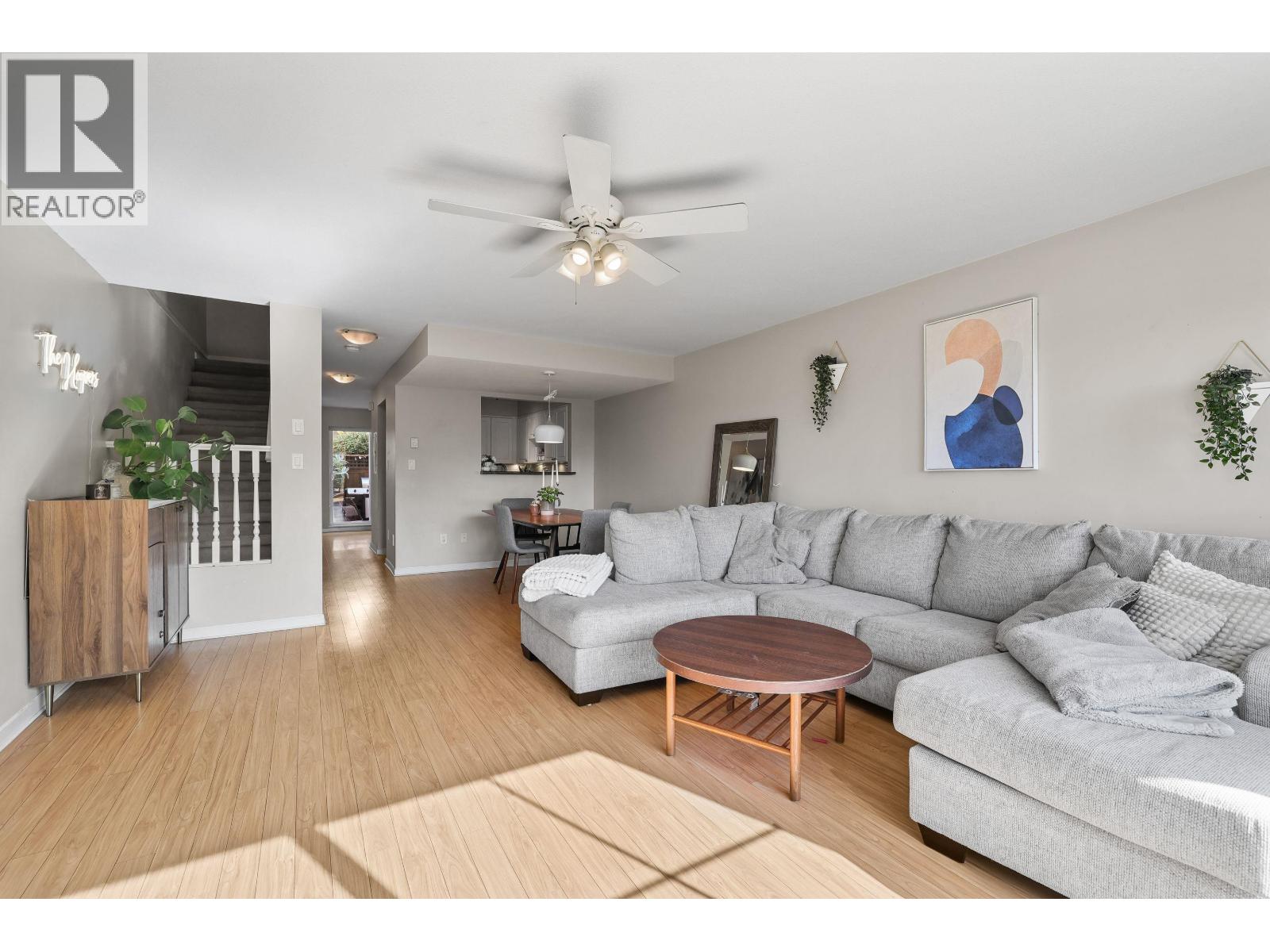 10 1383 Brunette Avenue, Coquitlam, British Columbia  V3K 1G6 - Photo 1 - R3056100