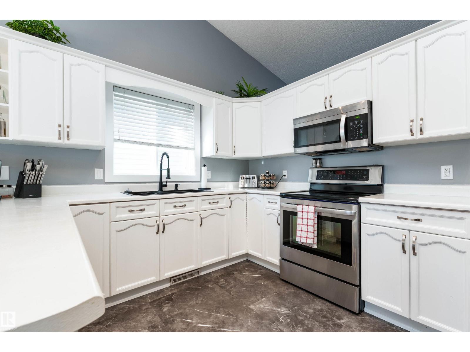 225 Forrest Dr, Sherwood Park, Alberta  T8A 6G6 - Photo 10 - E4462235