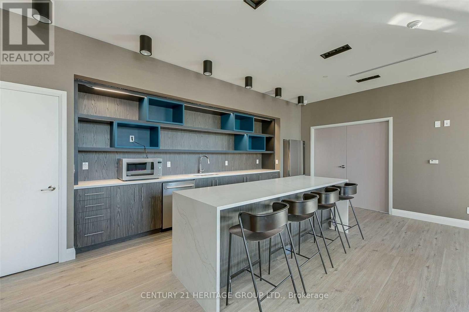 808 - 58 Lakeside Terrace, Barrie, Ontario  L4M 0L5 - Photo 34 - S12464486