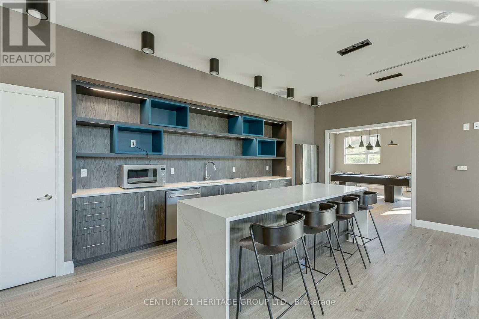 808 - 58 Lakeside Terrace, Barrie, Ontario  L4M 0L5 - Photo 36 - S12464486