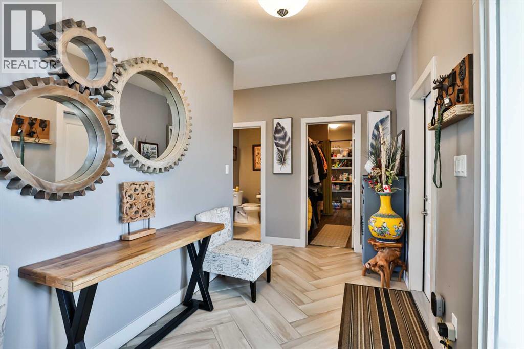 239 Northlander Bend W, Lethbridge, Alberta  T1J 5K8 - Photo 4 - A2213395