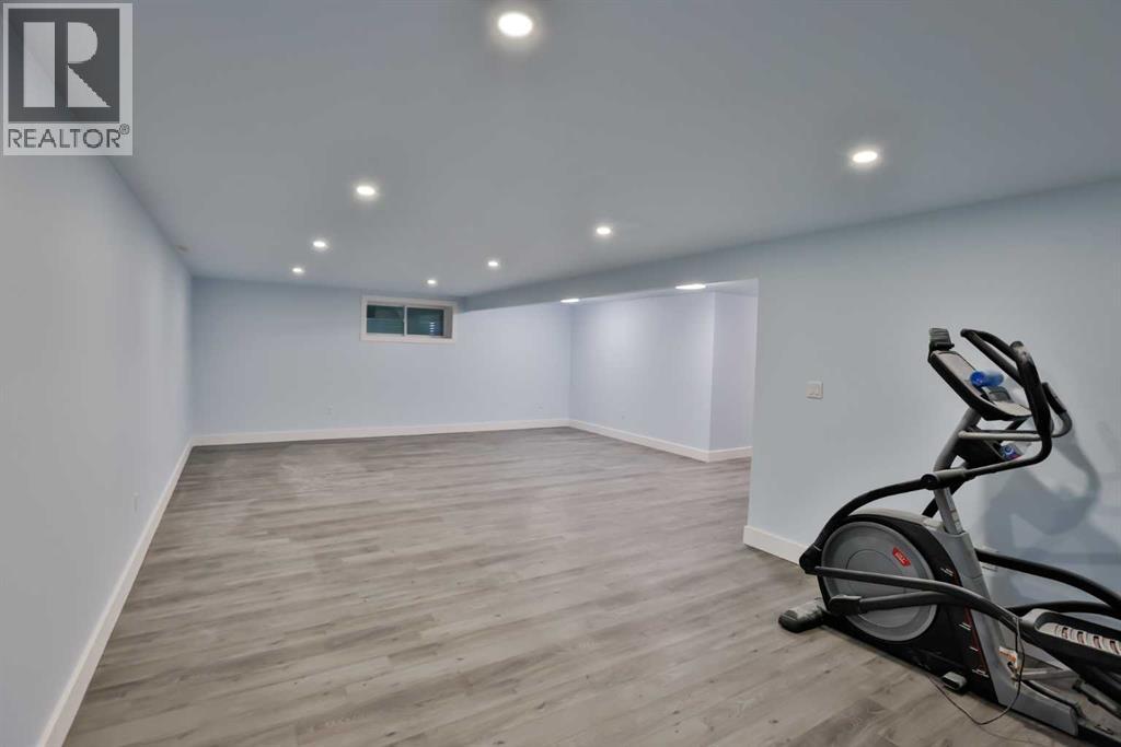 239 Northlander Bend W, Lethbridge, Alberta  T1J 5K8 - Photo 29 - A2213395