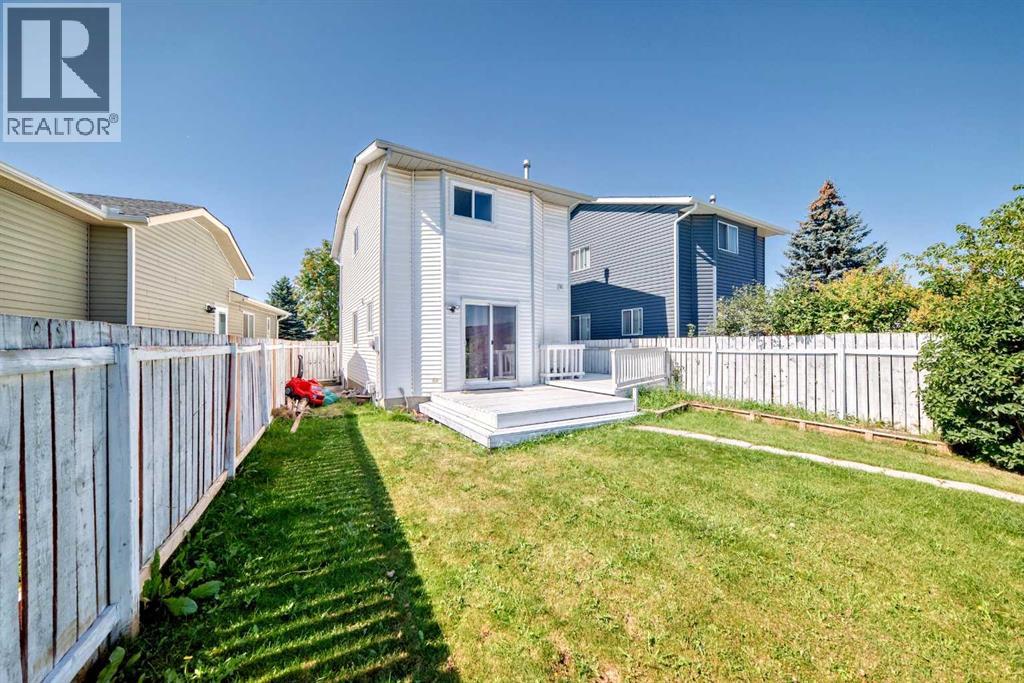 33 Martinridge Place Ne, Calgary, Alberta  T3J 3B8 - Photo 40 - A2252330