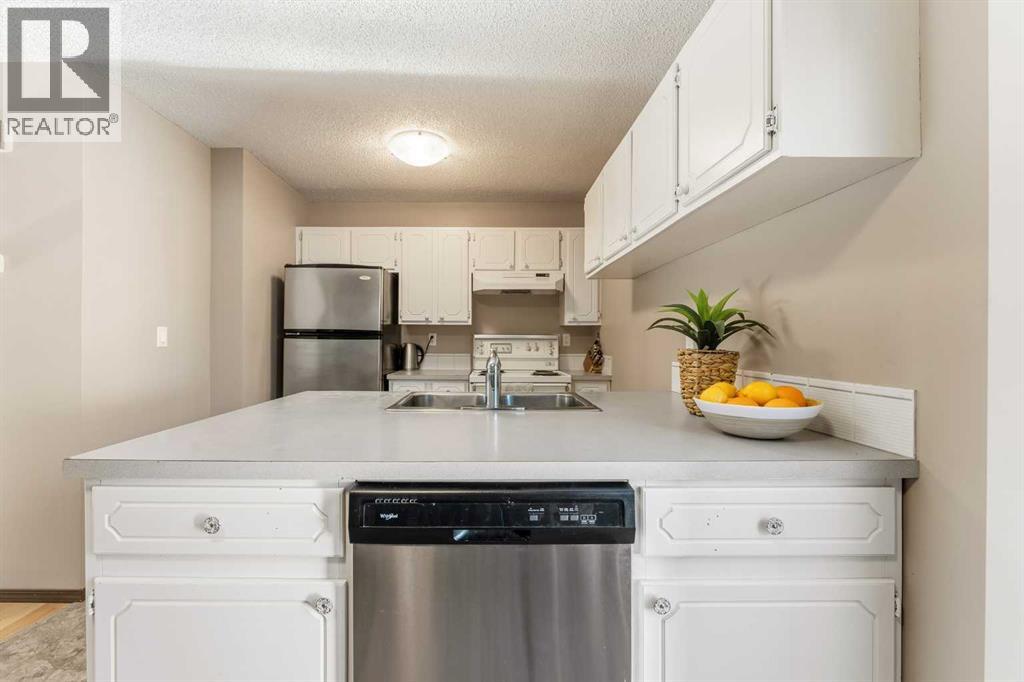 508 Queensland Place Se, Calgary, Alberta  T2J 4T3 - Photo 15 - A2264538