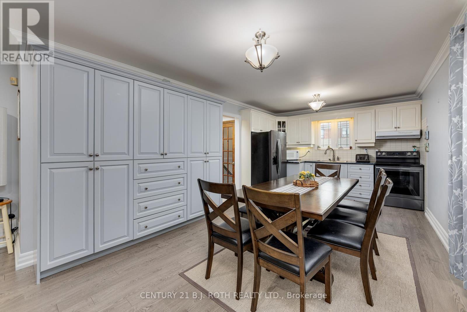 193 Epsom Downs Drive, Toronto, Ontario  M3M 1S8 - Photo 20 - W12464447
