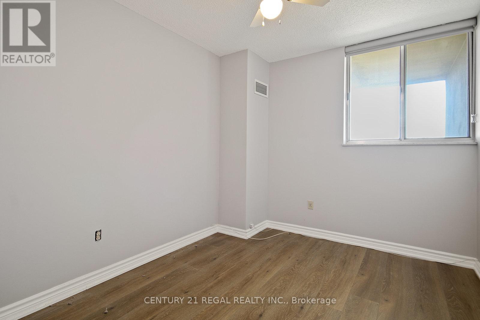 1207 - 812 Burnhamthorpe Road E, Toronto, Ontario  M9C 4W1 - Photo 25 - W12464448