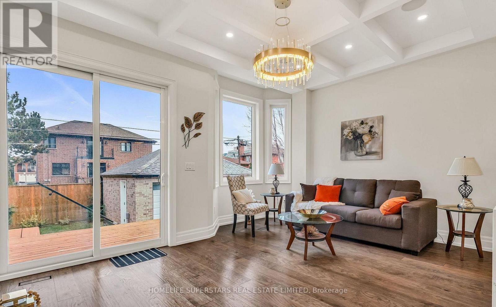 603 Royal York Road, Toronto, Ontario  M8Y 2S8 - Photo 11 - W12464481