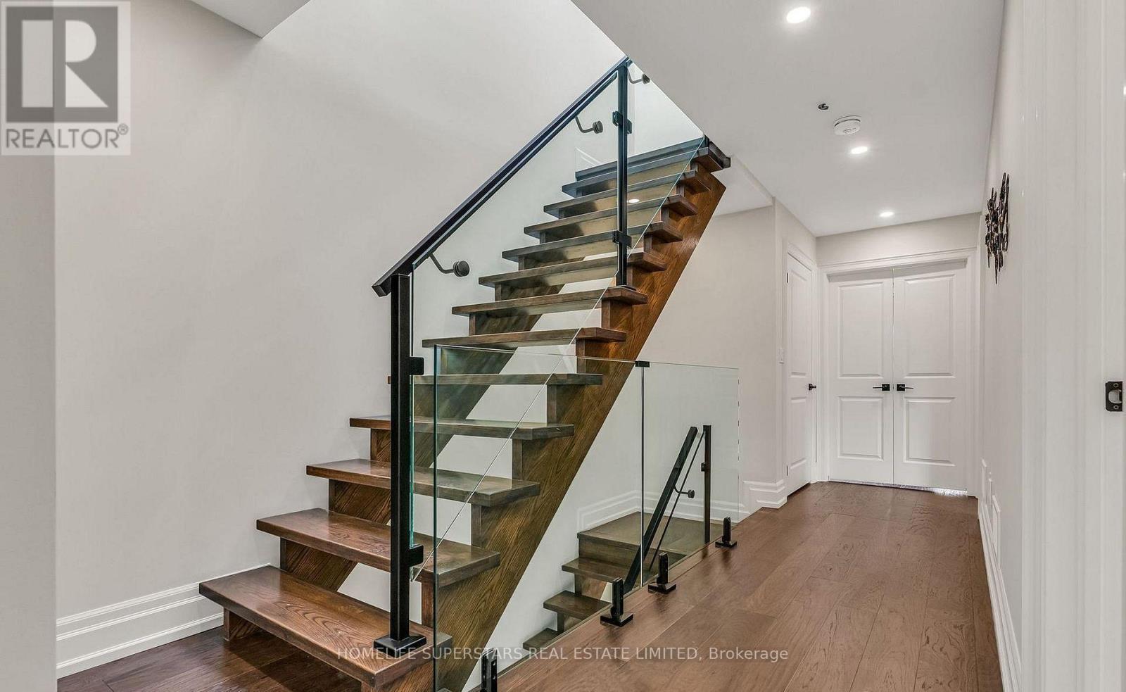 603 Royal York Road, Toronto, Ontario  M8Y 2S8 - Photo 18 - W12464481