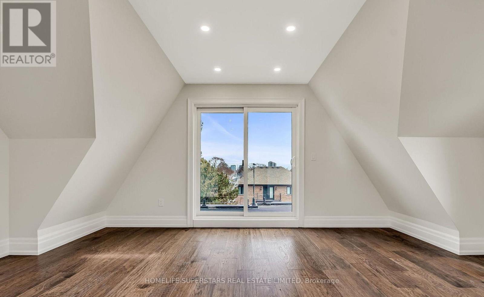 603 Royal York Road, Toronto, Ontario  M8Y 2S8 - Photo 20 - W12464481