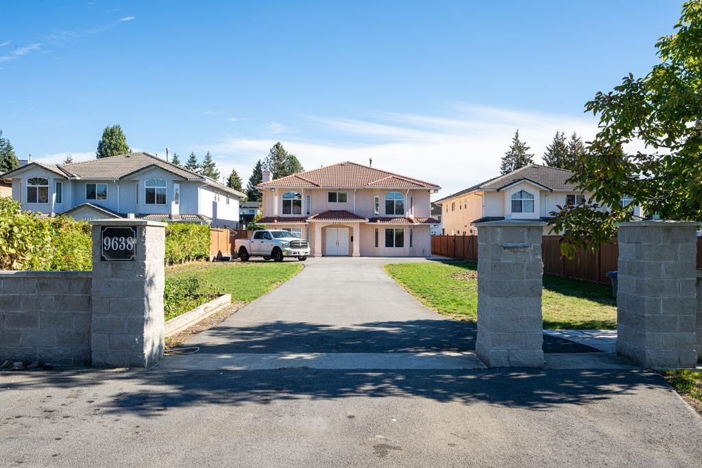 9638 131 Street, Surrey, British Columbia  V3T 3P3 - Photo 2 - R3057783