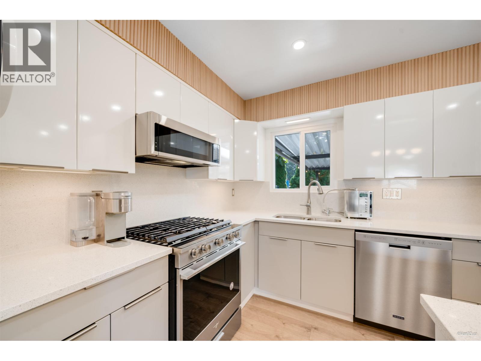 1564 Coquitlam Avenue, Port Coquitlam, British Columbia  V3B 5N1 - Photo 20 - R3058544