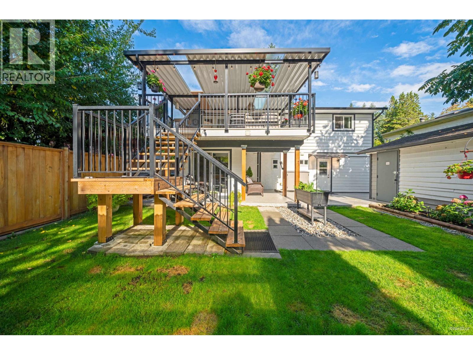 1564 Coquitlam Avenue, Port Coquitlam, British Columbia  V3B 5N1 - Photo 2 - R3058544