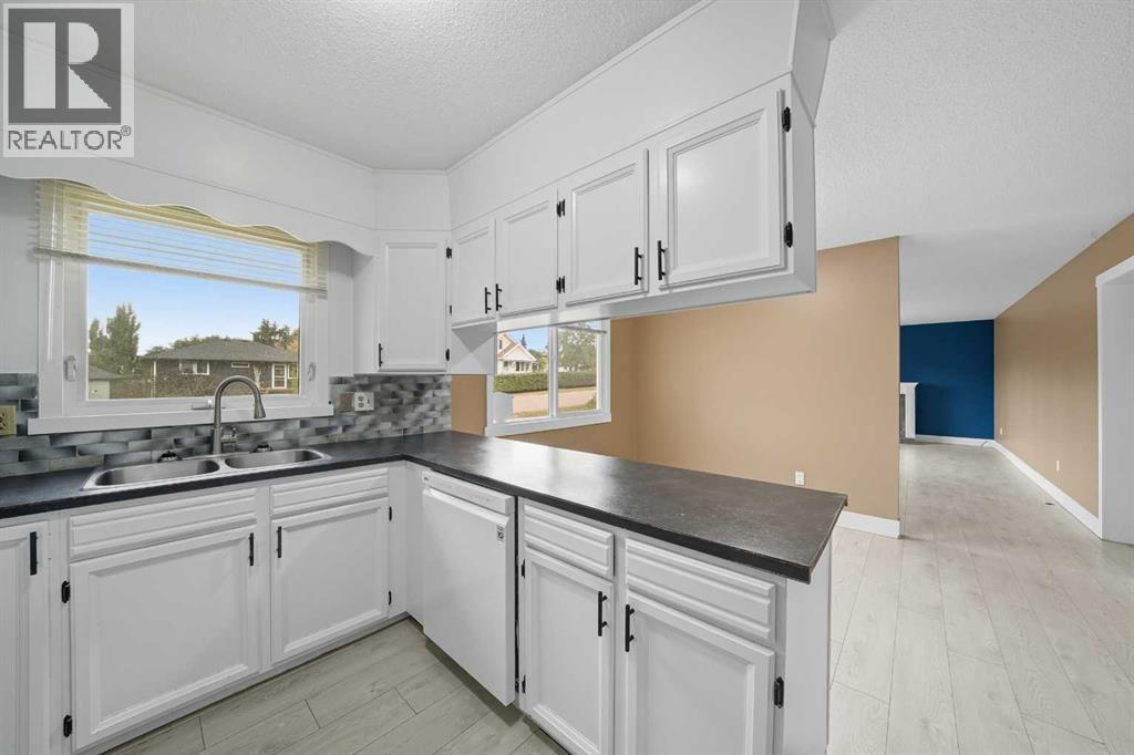 4809 51 Avenue, Bentley, Alberta  T0C 0J0 - Photo 6 - A2261339