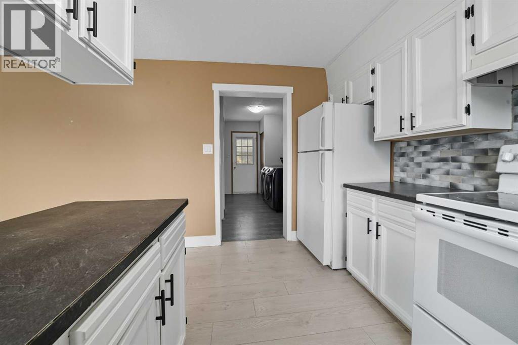 4809 51 Avenue, Bentley, Alberta  T0C 0J0 - Photo 8 - A2261339